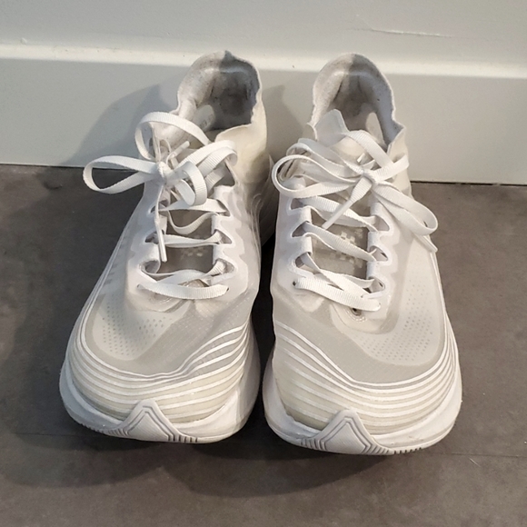 Nike Zoom Fly SP Triple White - Picture 2 of 7